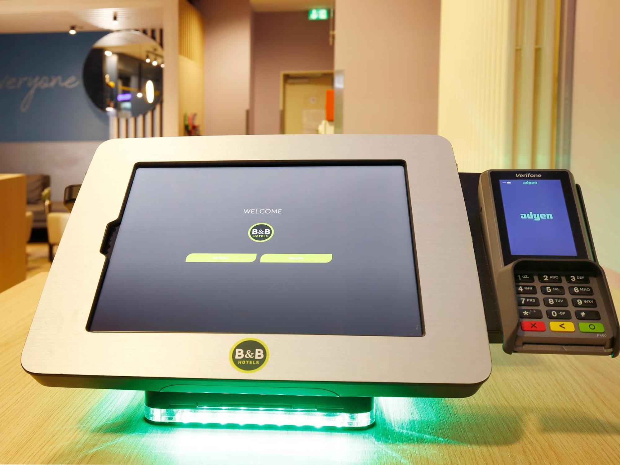 B&B Hotel Berlin City-Ost ภายนอก รูปภาพ
